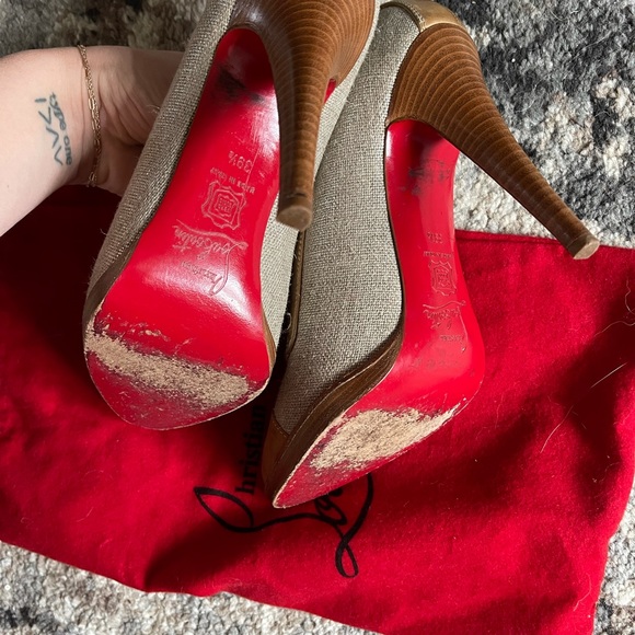 Christian louboutin heels - Picture 6 of 7